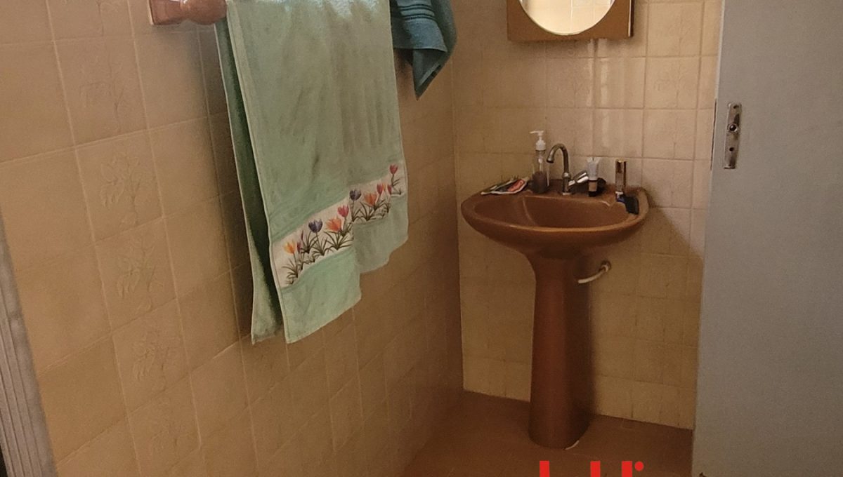 20250423_100742_resized