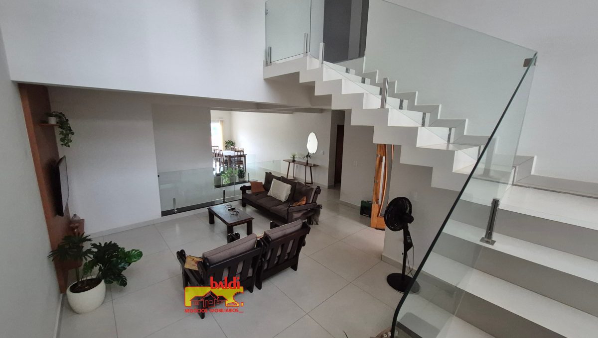 20251030_162906_resized